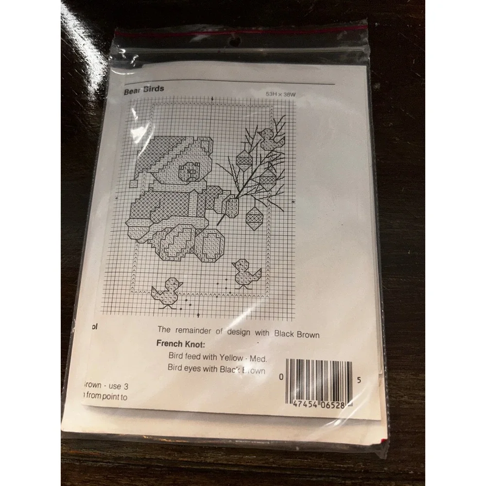 Spinning Wheel Mini Christmas Totes Cross Stitch Kit Makes Two New Holiday Craft